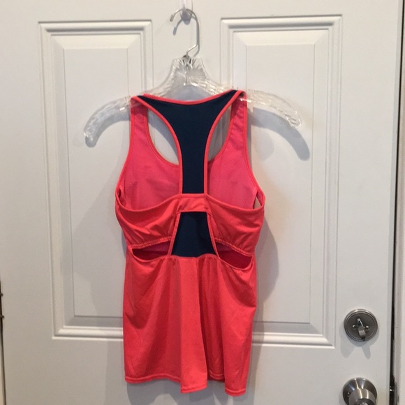 Adidas tank top bundle - Picture 6 of 6